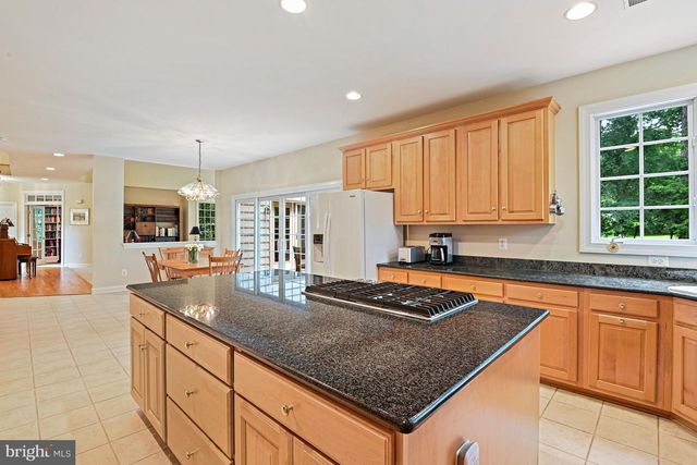 10560 FOX FOREST DR, Great Falls, VA 22066