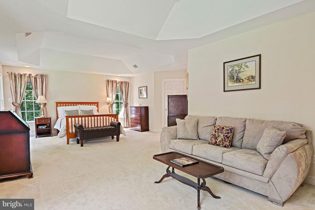 10560 FOX FOREST DR, Great Falls, VA 22066