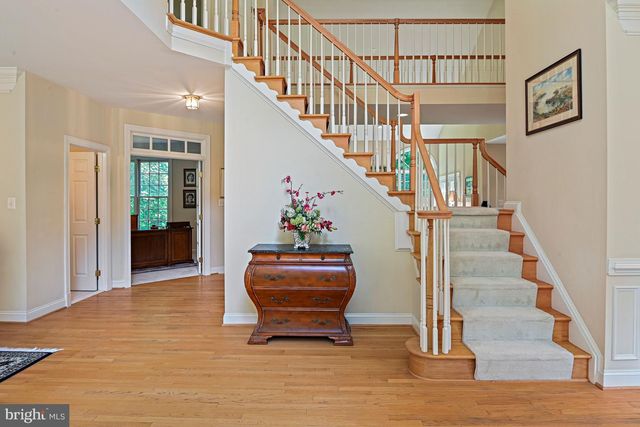 10560 FOX FOREST DR, Great Falls, VA 22066
