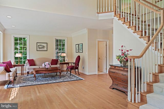 10560 FOX FOREST DR, Great Falls, VA 22066