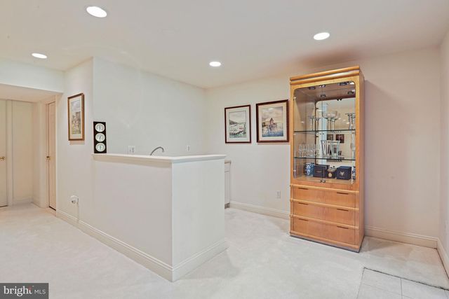10560 FOX FOREST DR, Great Falls, VA 22066