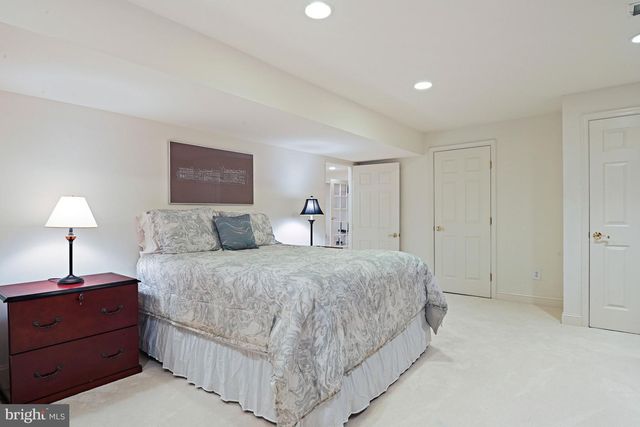 10560 FOX FOREST DR, Great Falls, VA 22066