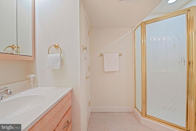 10560 FOX FOREST DR, Great Falls, VA 22066