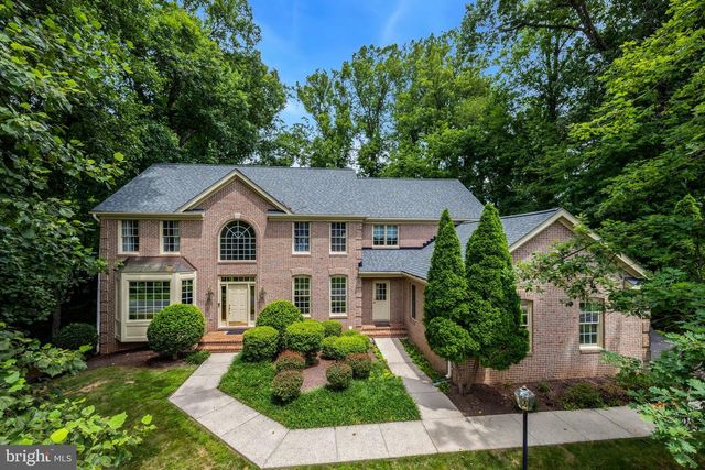 10560 FOX FOREST DR, Great Falls, VA 22066