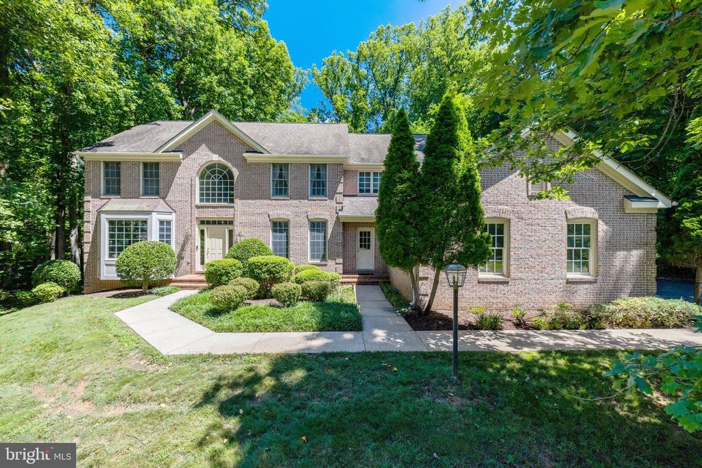 10560 FOX FOREST DR, Great Falls, VA 22066
