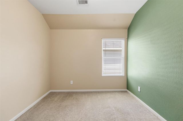 111 Bering Drive, Huntsville, TX 77320