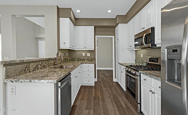 2150 Via Arandana, Camarillo, CA 93012