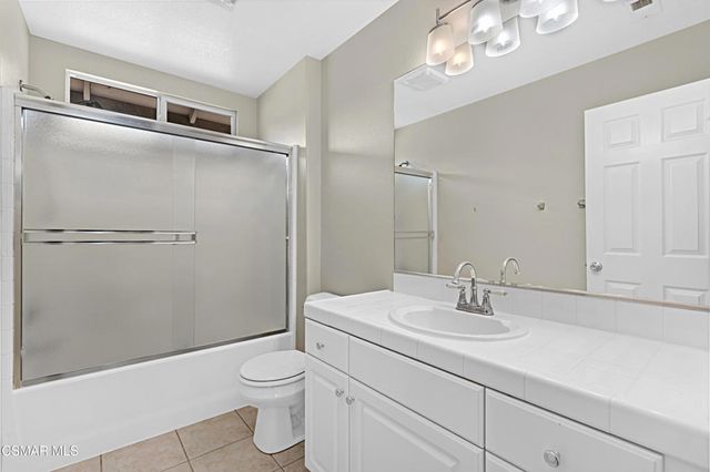 2150 Via Arandana, Camarillo, CA 93012