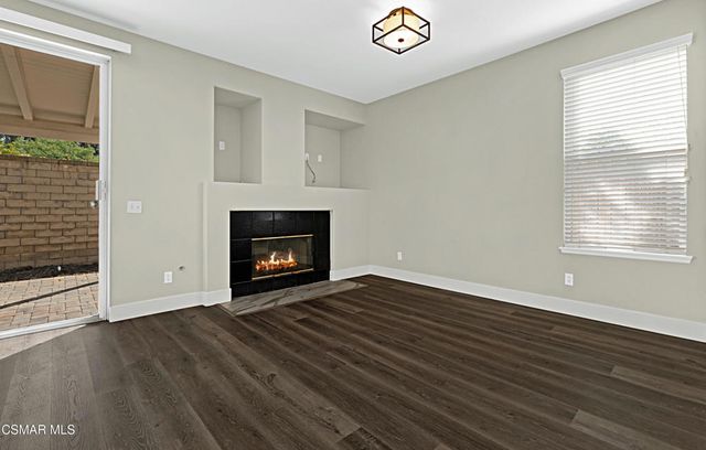 2150 Via Arandana, Camarillo, CA 93012