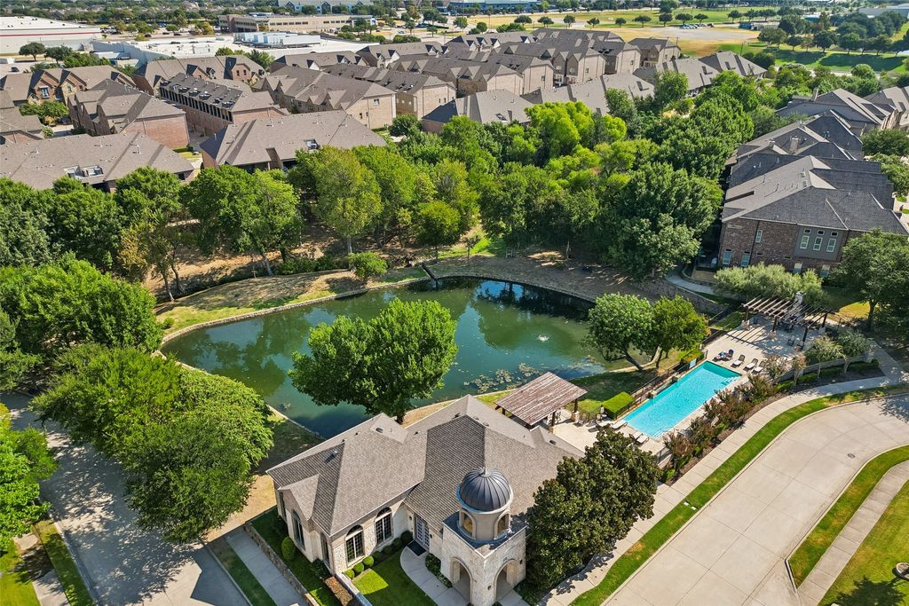 4237 Riverview Drive, Carrollton, TX 75010 — photo 2