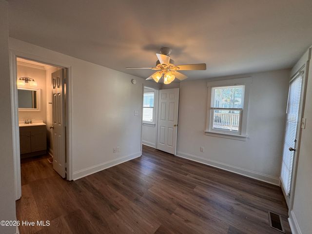 245 N North Carolina Avenue, Wilmington, NC 28401