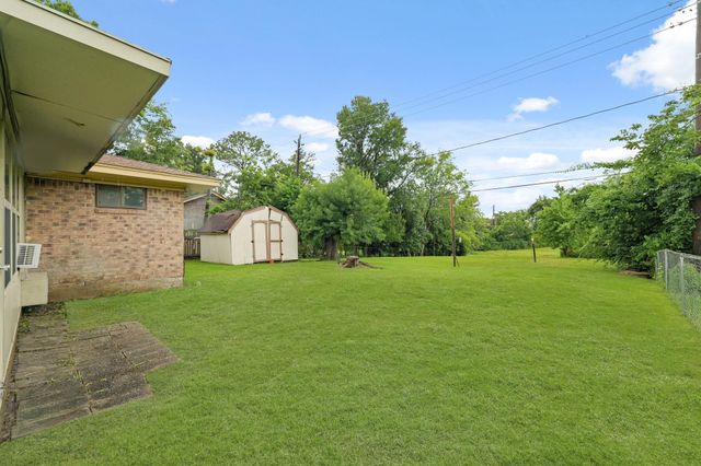 746 Fawn Drive, Houston, TX 77015