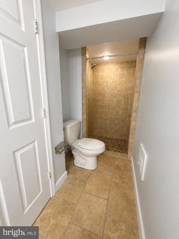 2024 S NELSON ST, Arlington, VA 22204