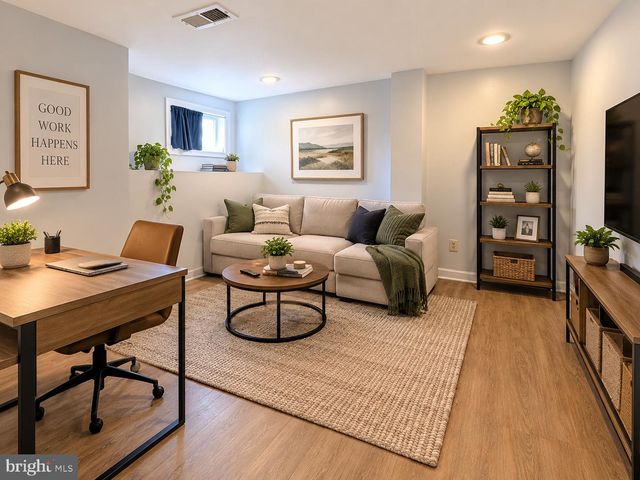 2024 S NELSON ST, Arlington, VA 22204