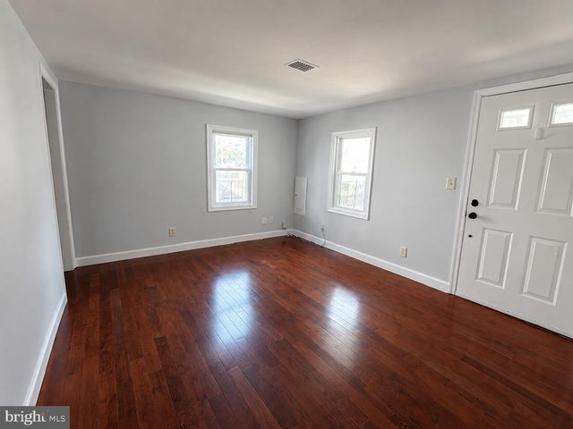 2024 S NELSON ST, Arlington, VA 22204