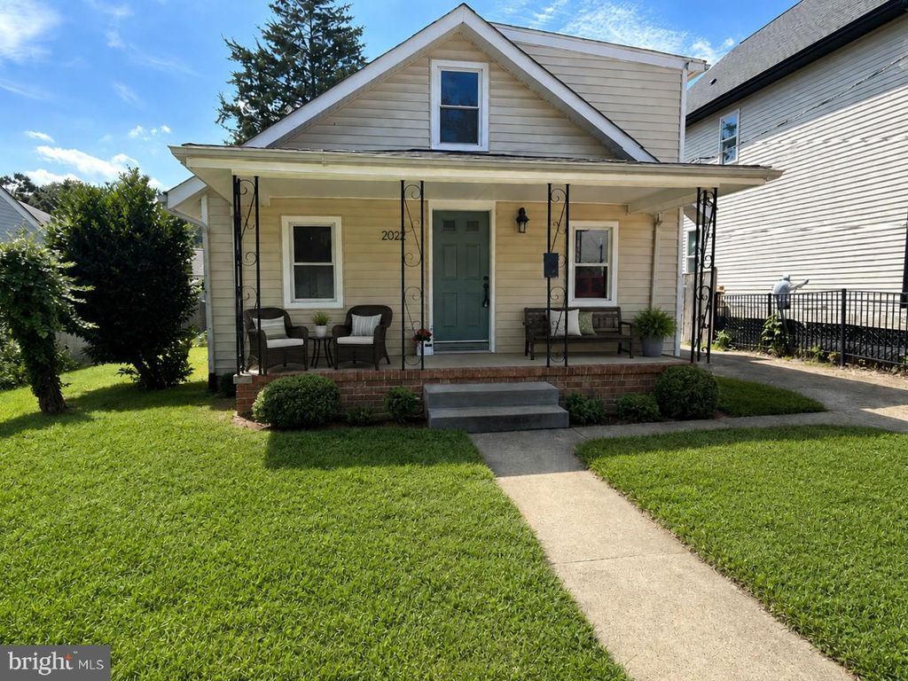 2024 S NELSON ST, Arlington, VA 22204