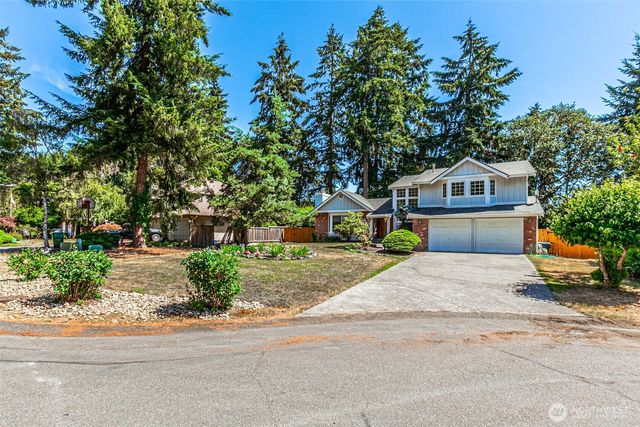 6305 75th Avenue Ct W, University Place, WA 98467