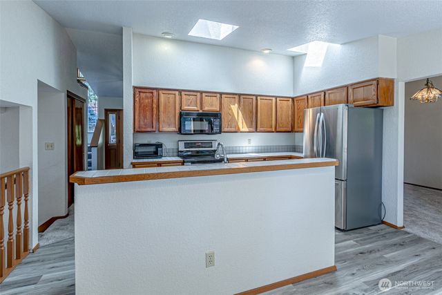 6305 75th Avenue Ct W, University Place, WA 98467