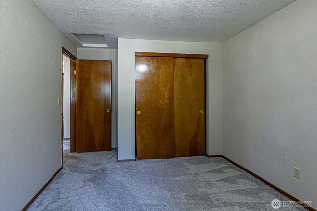 6305 75th Avenue Ct W, University Place, WA 98467