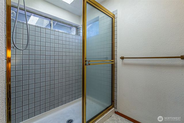 6305 75th Avenue Ct W, University Place, WA 98467