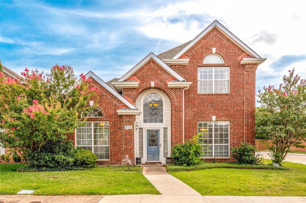 4202 Timberglen Road, Dallas, TX 75287
