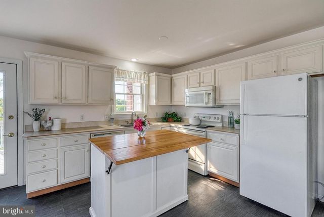 4 BLUE MOUNTAIN VISTA, Mechanicsburg, PA 17050