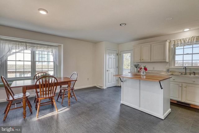 4 BLUE MOUNTAIN VISTA, Mechanicsburg, PA 17050