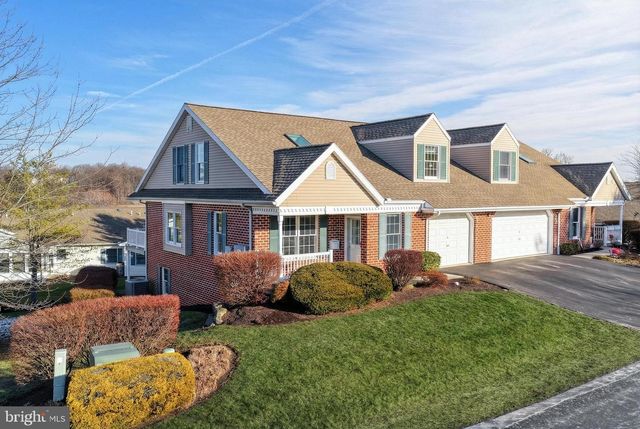 4 BLUE MOUNTAIN VISTA, Mechanicsburg, PA 17050