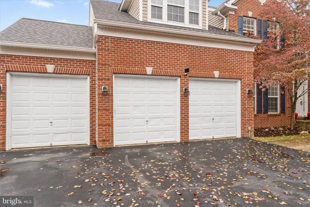 913 STRAWBERRY CT, Purcellville, VA 20132