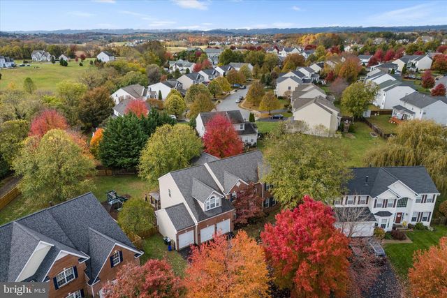 913 STRAWBERRY CT, Purcellville, VA 20132