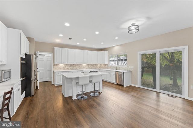 913 STRAWBERRY CT, Purcellville, VA 20132