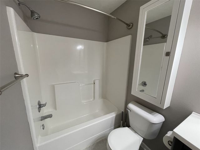 3712 NE Tyler Lane, Ankeny, IA 50021