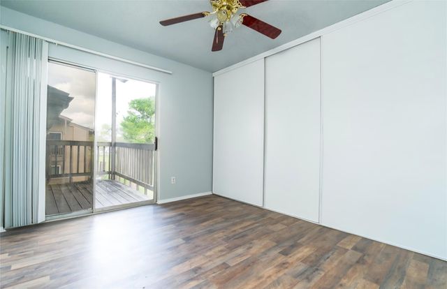 418 Garland Drive 206, Lake Jackson, TX 77566