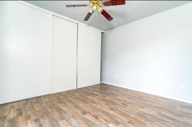 418 Garland Drive 206, Lake Jackson, TX 77566