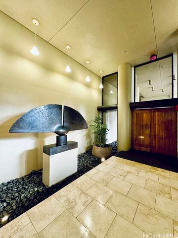 60 N Beretania Street 2306, Honolulu, HI 96817