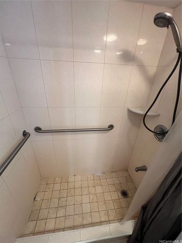 60 N Beretania Street 2306, Honolulu, HI 96817