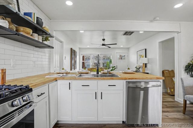 1834 S Hudson Avenue, Tulsa, OK 74112