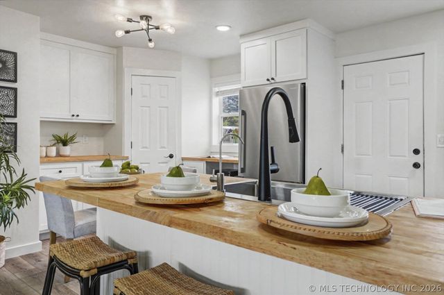 1834 S Hudson Avenue, Tulsa, OK 74112