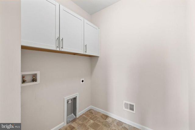 502 PEPPERIDGE DR, Stafford, VA 22554