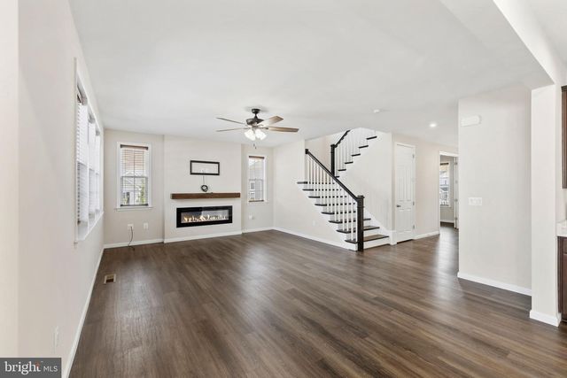 502 PEPPERIDGE DR, Stafford, VA 22554