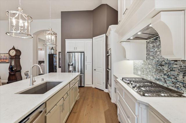 6500 Dolan Falls Drive, Flower Mound, TX 76226