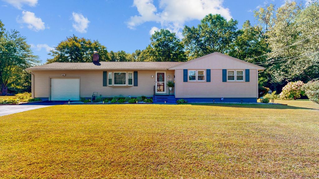 23 Washington Road, Windsor, CT 06095