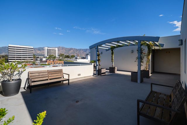 159 W Green Street 502A, Pasadena, CA 91105