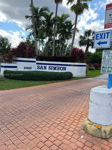 202 NE 211th Ter 202, Miami, FL 33179