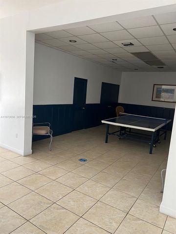 202 NE 211th Ter 202, Miami, FL 33179