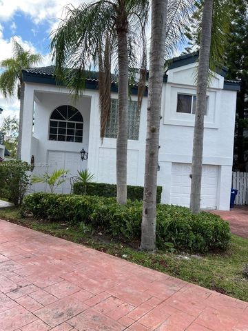 202 NE 211th Ter 202, Miami, FL 33179