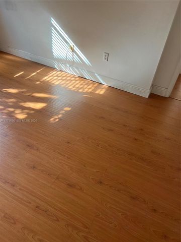 202 NE 211th Ter 202, Miami, FL 33179