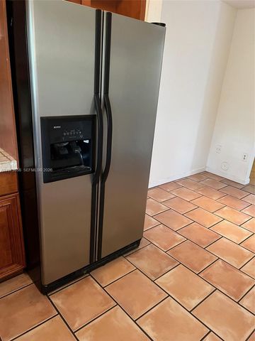 202 NE 211th Ter 202, Miami, FL 33179