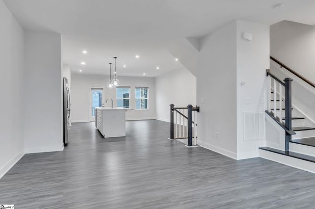 113 Rollins Avenue, Greenville, SC 29607