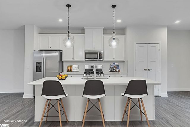 113 Rollins Avenue, Greenville, SC 29607